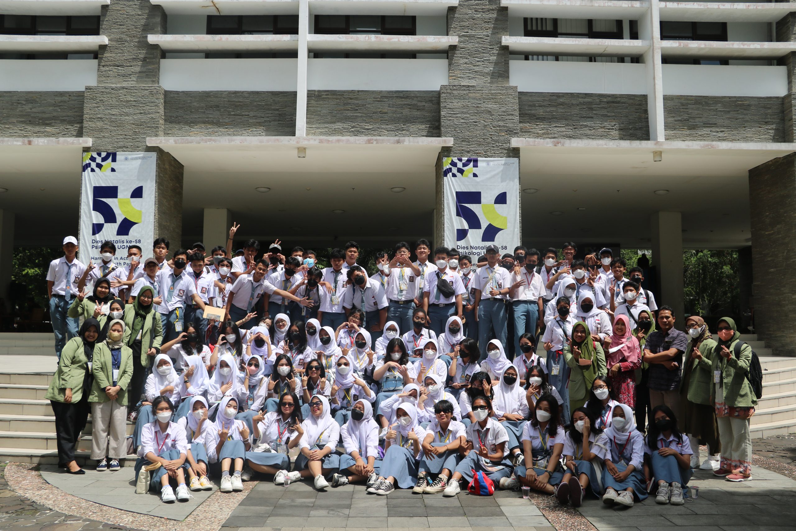 Kunjungan SMA Triguna Jakarta