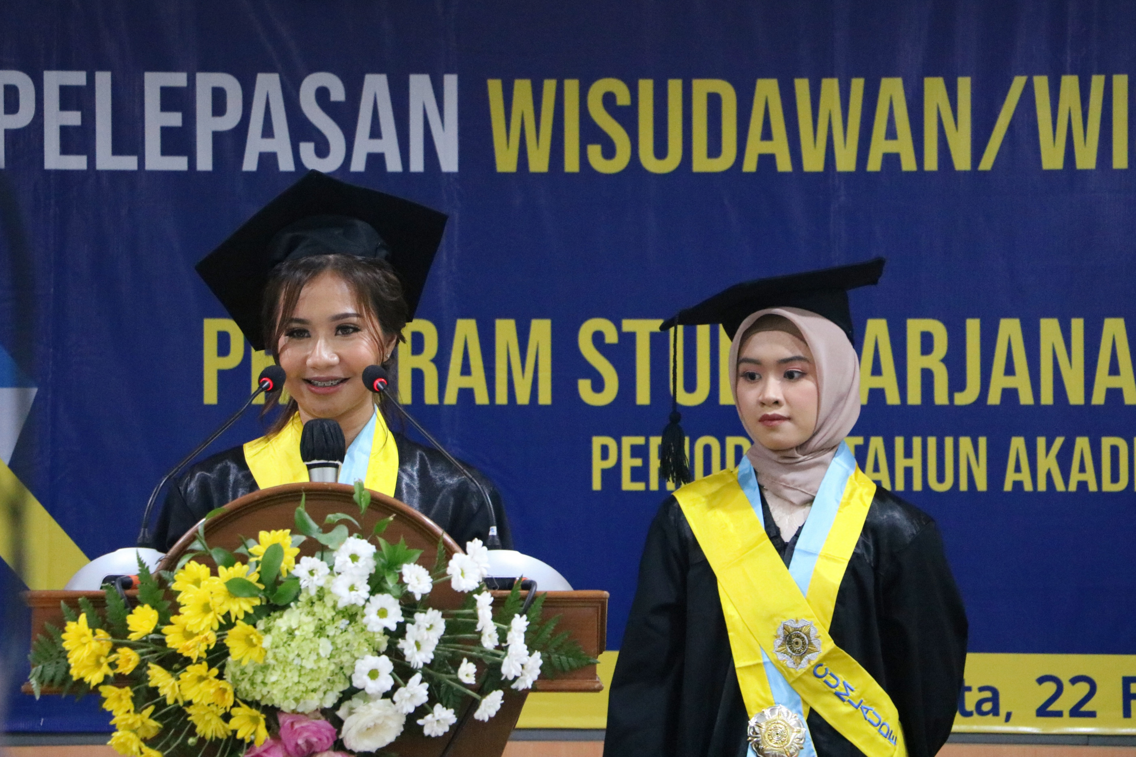 Pelepasan Wisudawan/wisudawati Program Studi Sarjana Psikologi Periode II Tahun Akademik 2022/2023