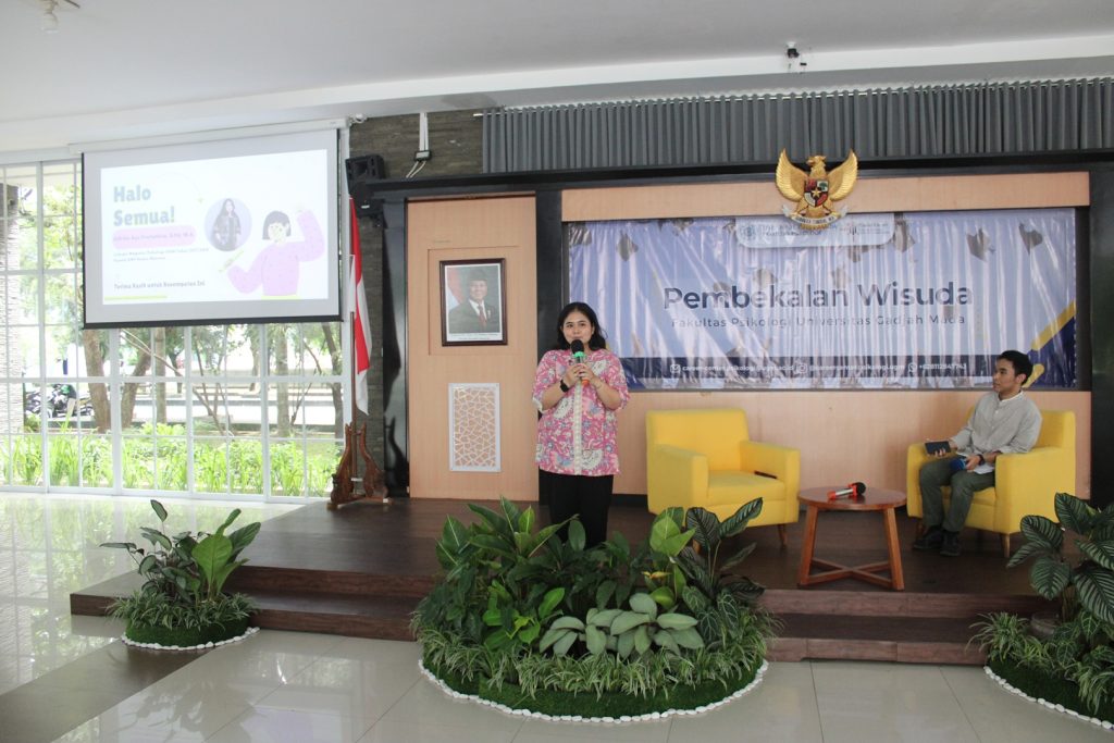 Adhika Ayu Pratisthita